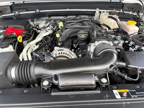 Used 2024 Jeep Wrangler Sport AWD/4WD image 43
