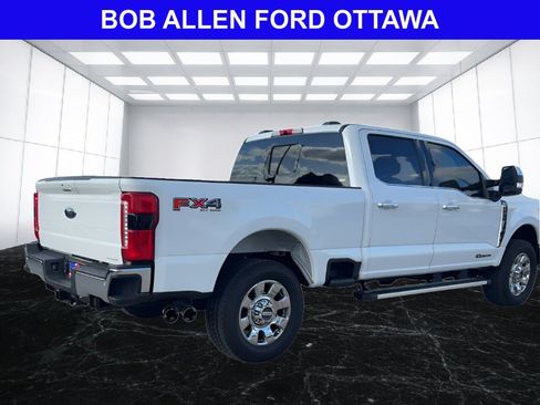 Used 2026 Ford F250 Lariat w/ Chrome Package AWD/4WD image 9