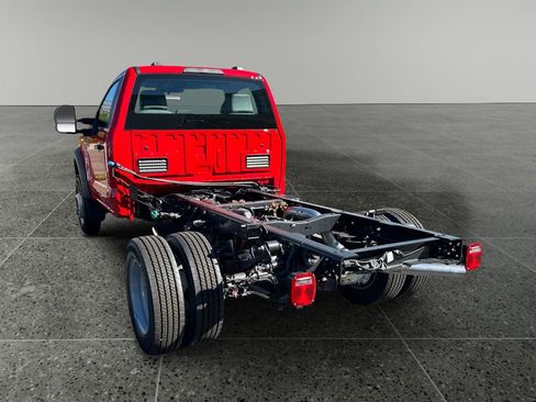 New 2025 Ford F450 XL image 3
