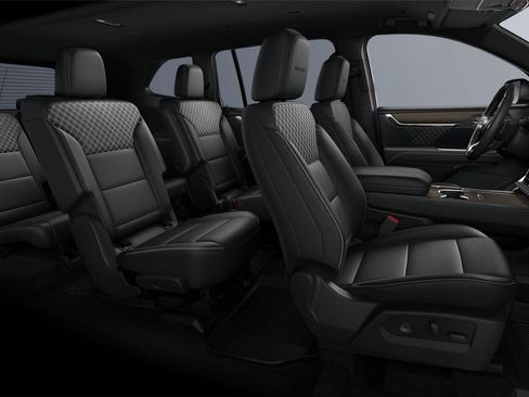 New 2026 GMC Acadia Denali w/ Super Cruise Package image 32