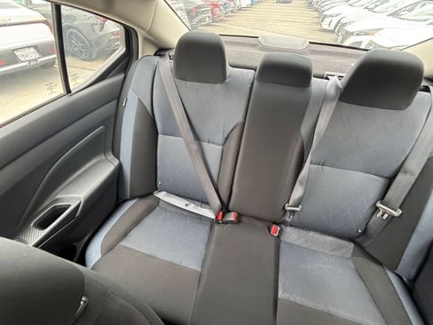Used 2025 Nissan Versa SV FWD image 39