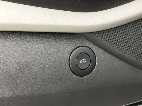 Used 2024 Chevrolet Camaro SS image 31