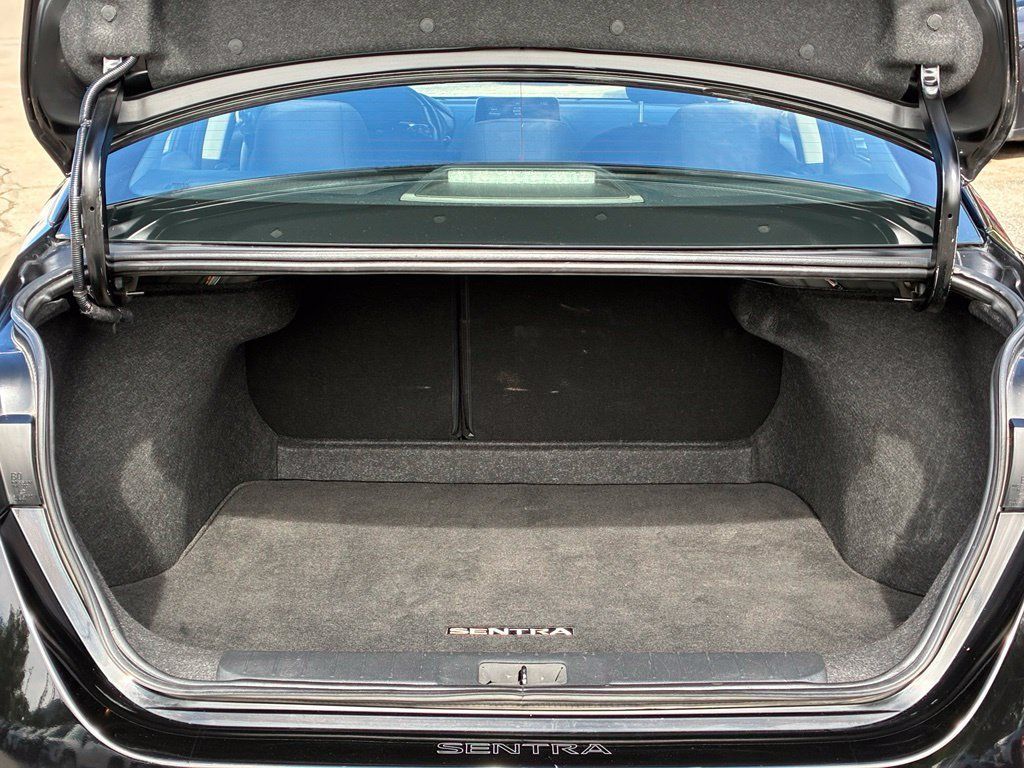 Used 2024 Nissan Sentra SV w/ All-Weather Package FWD image 28