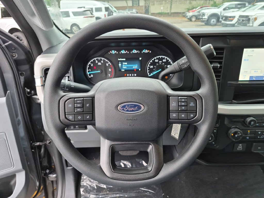 New 2026 Ford F350 XLT w/ FX4 Off-Road Package AWD/4WD image 16
