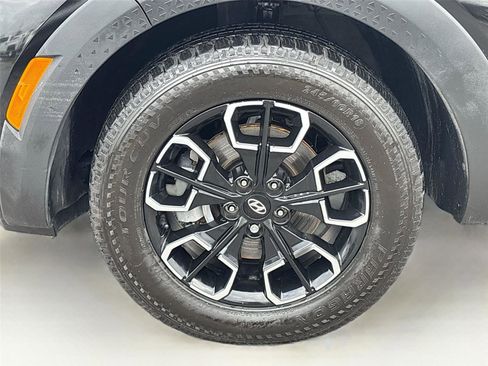 Used 2022 Hyundai Santa Cruz SEL Premium image 32