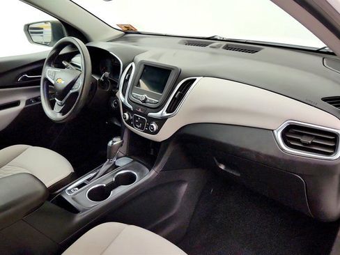 Used 2019 Chevrolet Equinox LS w/ LS Convenience Package FWD image 25
