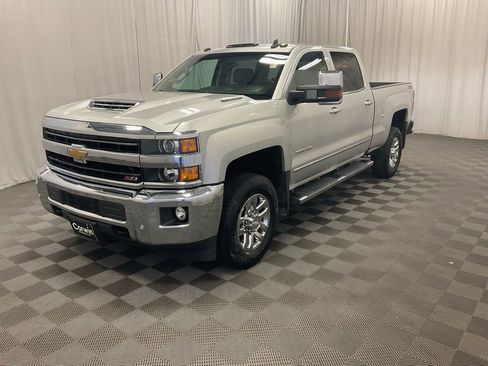 Used 2018 Chevrolet Silverado 2500 LTZ w/ Duramax Plus Package AWD/4WD image 10