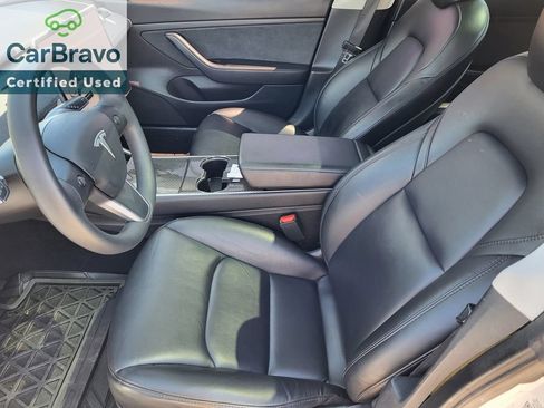 Used 2020 Tesla Model 3 Standard Range Plus RWD image 19