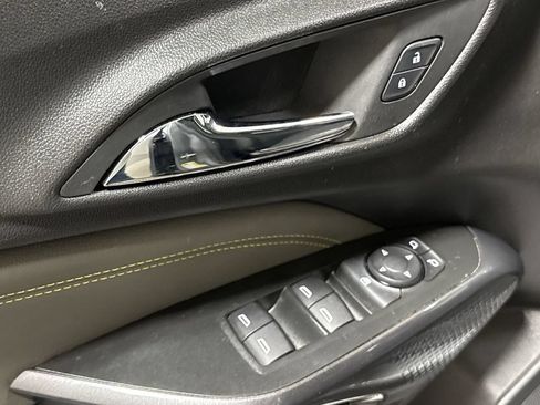 Used 2024 Chevrolet Trax ACTIV w/ Sunroof Package FWD image 21