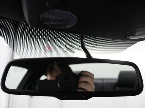 Used 2011 Ford Mustang Shelby GT500 w/ SVT Performance Pkg image 56