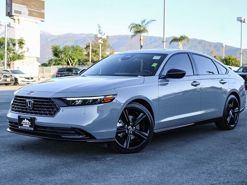 Certified 2025 Honda Accord Sport image 1