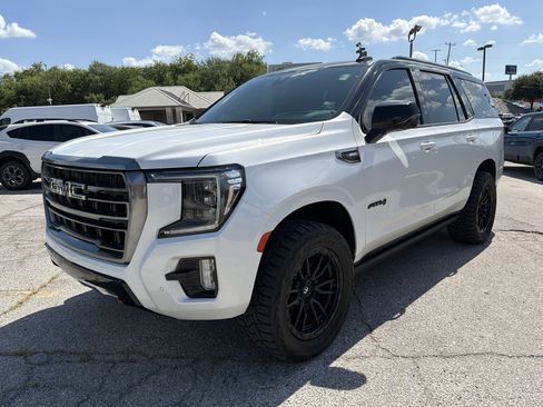 Used 2022 GMC Yukon AT4 w/ AT4 Premium Plus Package AWD/4WD image 7