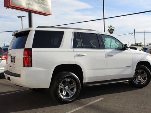 Used 2018 Chevrolet Tahoe LS image 2