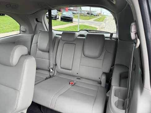 Used 2014 Honda Odyssey Touring Elite image 13