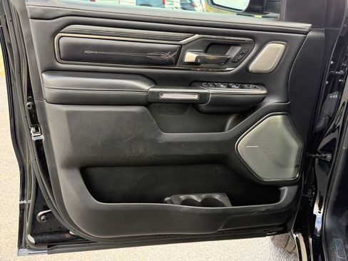 Used 2021 RAM 1500 Limited image 12