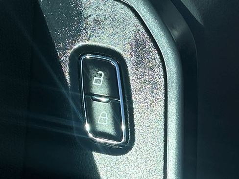 Used 2023 Ford F150 XLT image 17