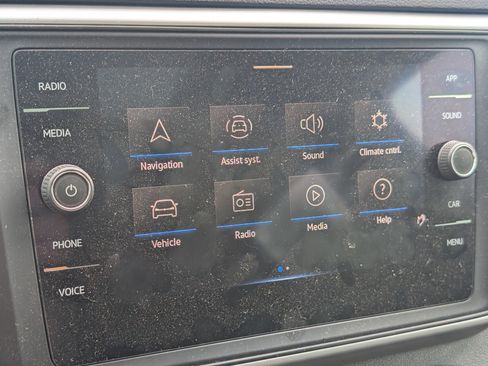 Used 2021 Volkswagen Atlas Cross Sport SE FWD image 10