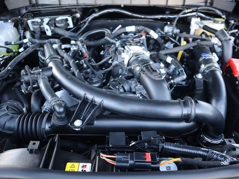 New 2025 Ford Bronco Badlands image 22