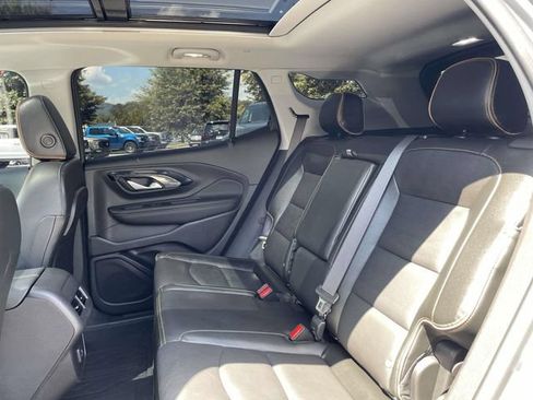 Used 2023 GMC Terrain AT4 w/ Tech Package AWD/4WD image 17