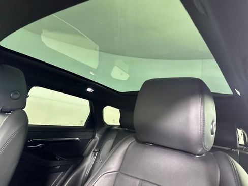 Used 2023 Land Rover Range Rover Evoque R-Dynamic SE image 12