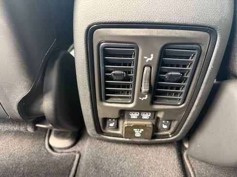 Used 2024 Dodge Durango R/T AWD/4WD image 33