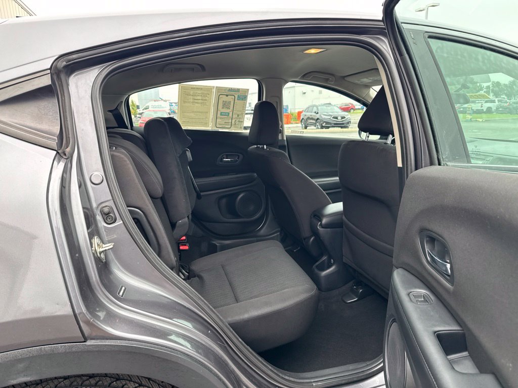 Certified 2018 Honda HR-V LX image 33