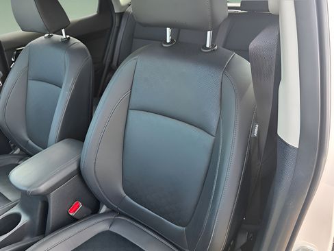 Used 2022 Kia Seltos EX AWD/4WD image 16