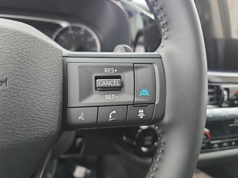 New 2026 Nissan Pathfinder SV image 19