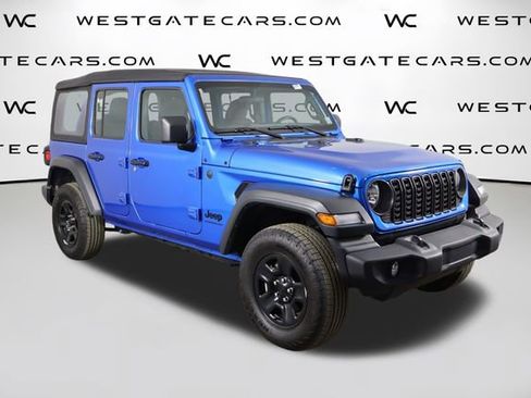 Used 2025 Jeep Wrangler Unlimited Sport AWD/4WD image 47