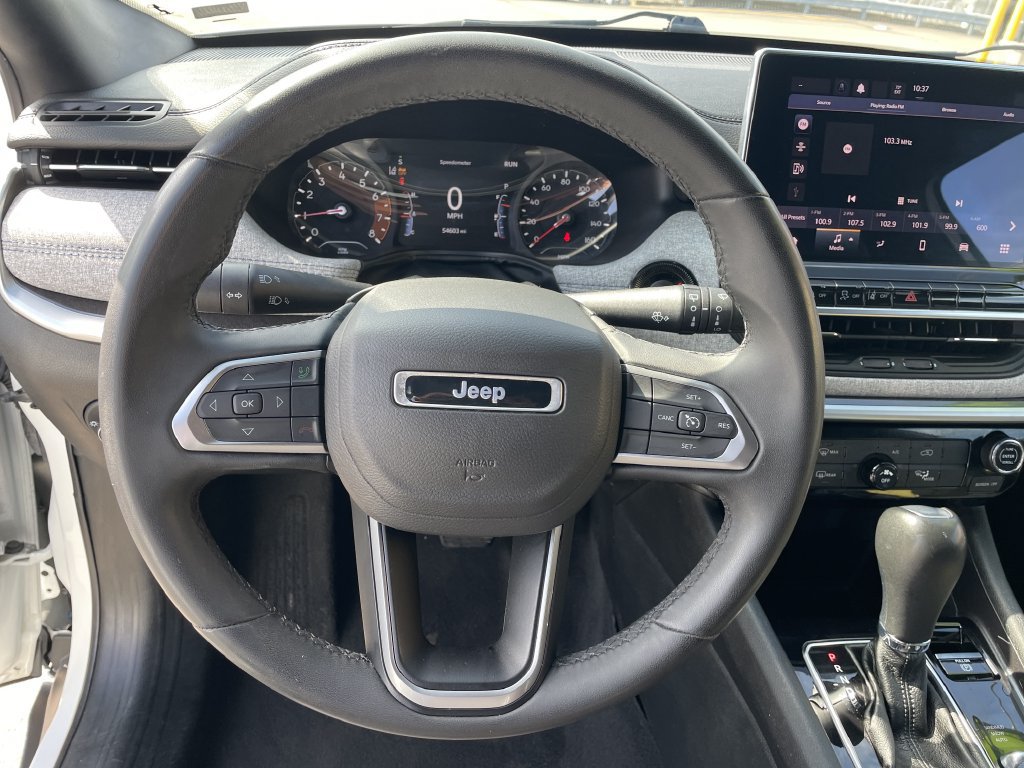 Certified 2024 Jeep Compass Latitude AWD/4WD image 16