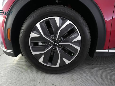 Used 2024 Kia EV6 Light RWD image 19