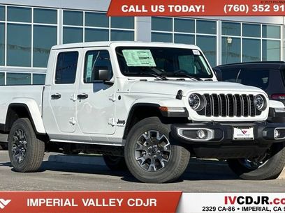 New 2026 Jeep Gladiator Sport