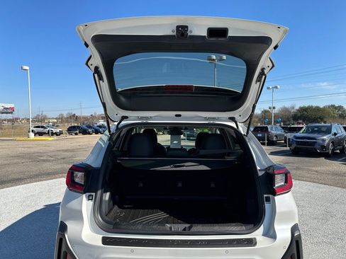 Certified 2025 Subaru Crosstrek 2.5i Limited w/ Popular Package #4A image 9