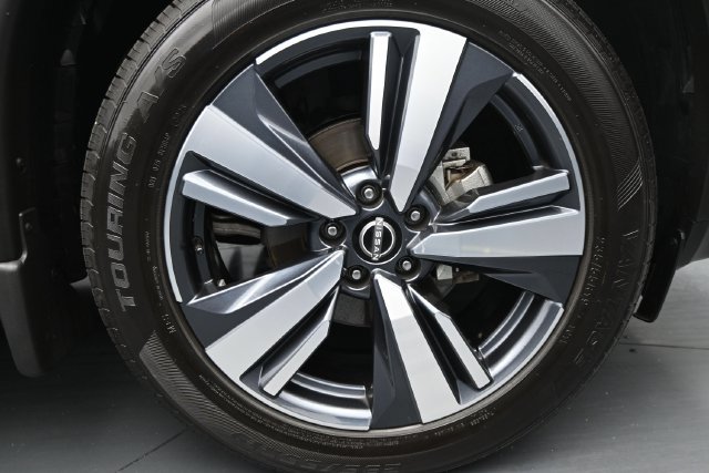 Certified 2023 Nissan Rogue Platinum w/ Platinum Premium Package AWD/4WD image 9