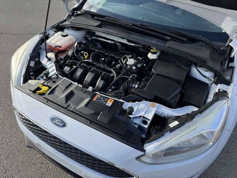 Used 2017 Ford Focus SE image 39