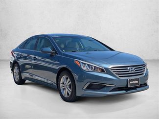 Used 2017 Hyundai Sonata SE FWD video 3