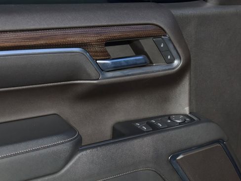 Certified 2023 Chevrolet Silverado 1500 RST w/ Redline Edition image 19