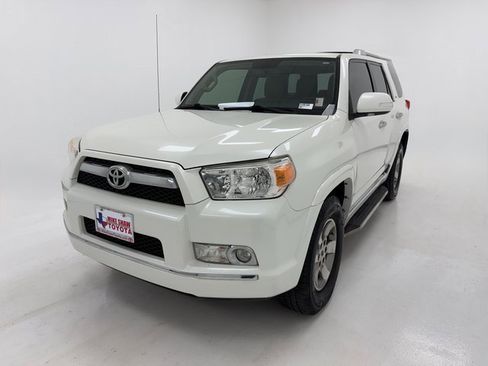 Used 2013 Toyota 4Runner SR5 image 4