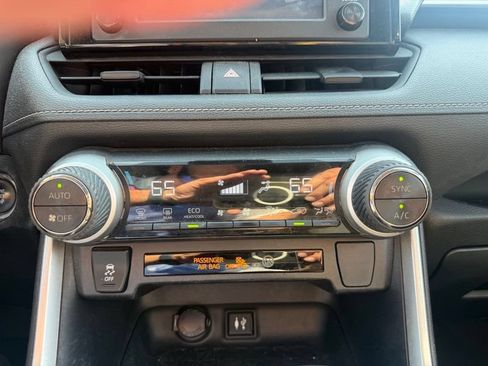 Used 2019 Toyota RAV4 XLE w/ All Weather Liner Package AWD/4WD image 16