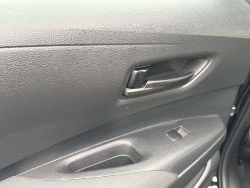 Used 2023 Toyota Corolla LE image 26