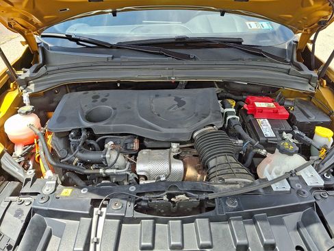 Certified 2024 Dodge Hornet R/T Plus w/ Track Pack AWD/4WD image 29