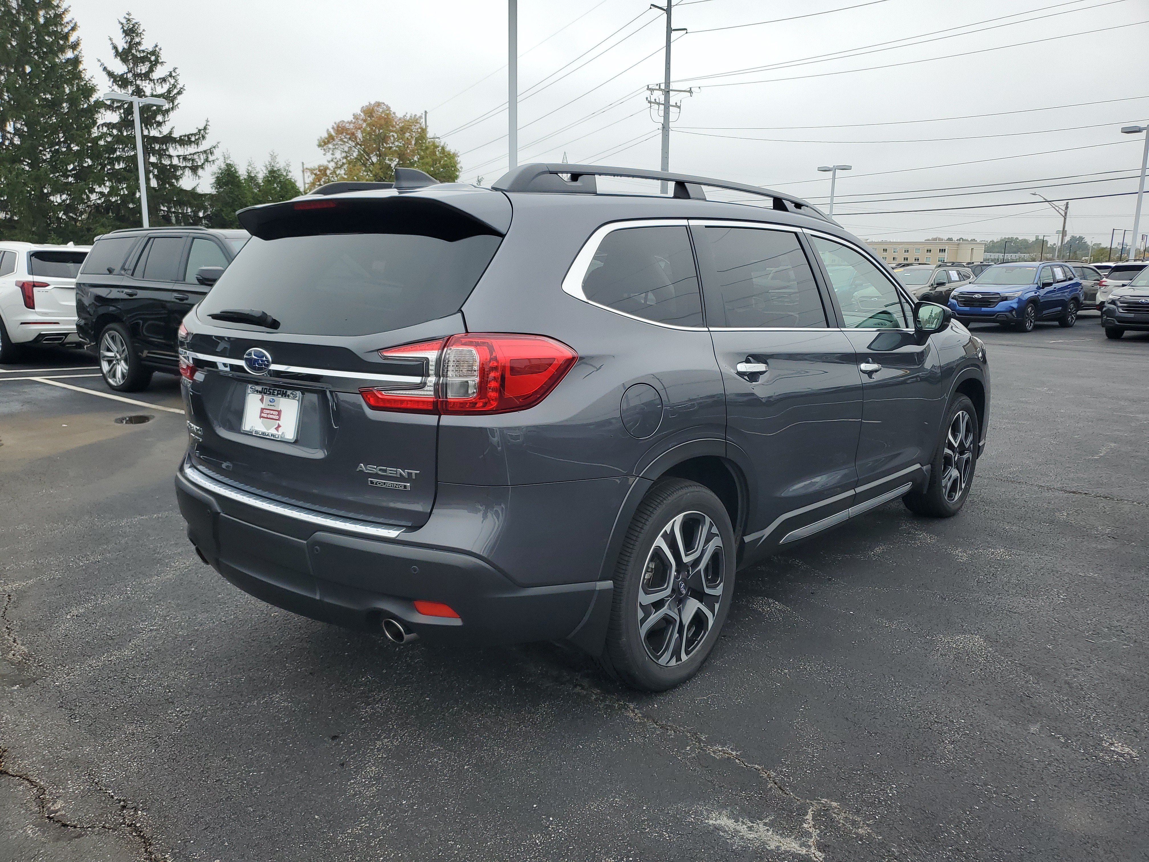 Used 2026 Subaru Ascent Touring AWD/4WD image 3