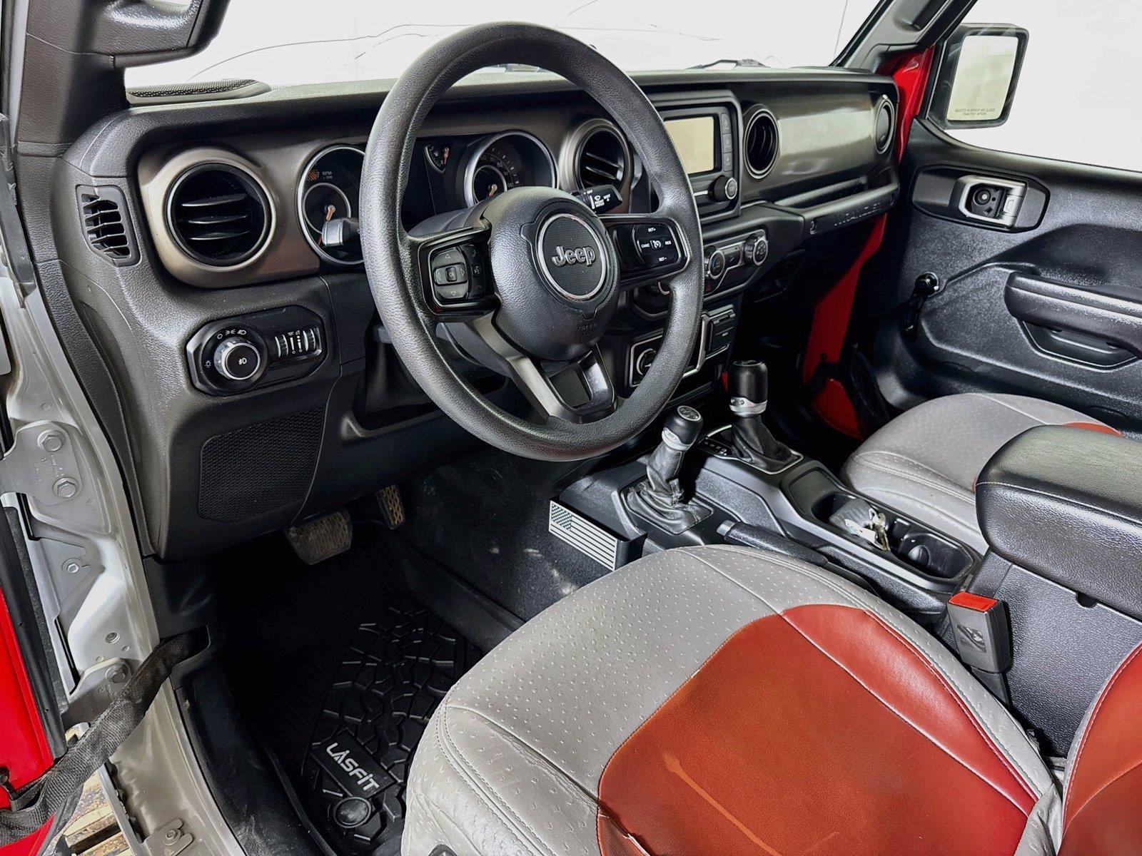 Used 2018 Jeep Wrangler Unlimited Sport AWD/4WD image 7