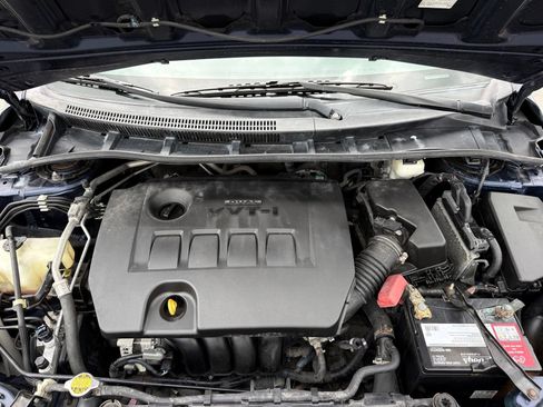 Used 2013 Toyota Corolla LE FWD image 33