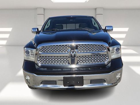 Certified 2017 RAM 1500 Laramie image 8
