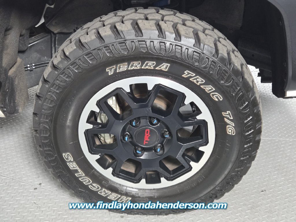 Used 2024 Toyota Tacoma TRD Off-Road AWD/4WD image 12