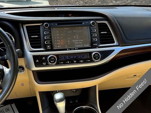 Used 2016 Toyota Highlander Limited w/ Protection Package #3 AWD/4WD image 5