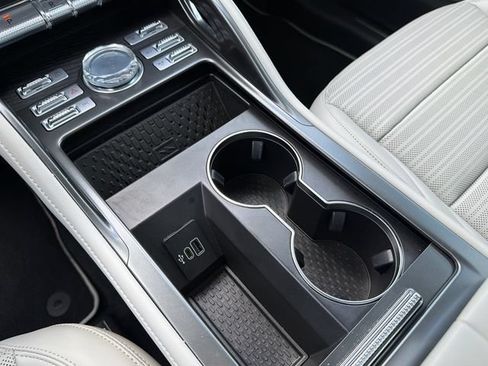 New 2026 Lincoln Nautilus Reserve w/ Jet Appearance Package AWD/4WD image 32