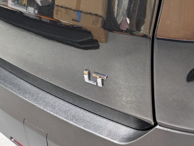 Used 2021 Chevrolet Traverse LT w/ LPO, Floor Liner Package AWD/4WD image 4