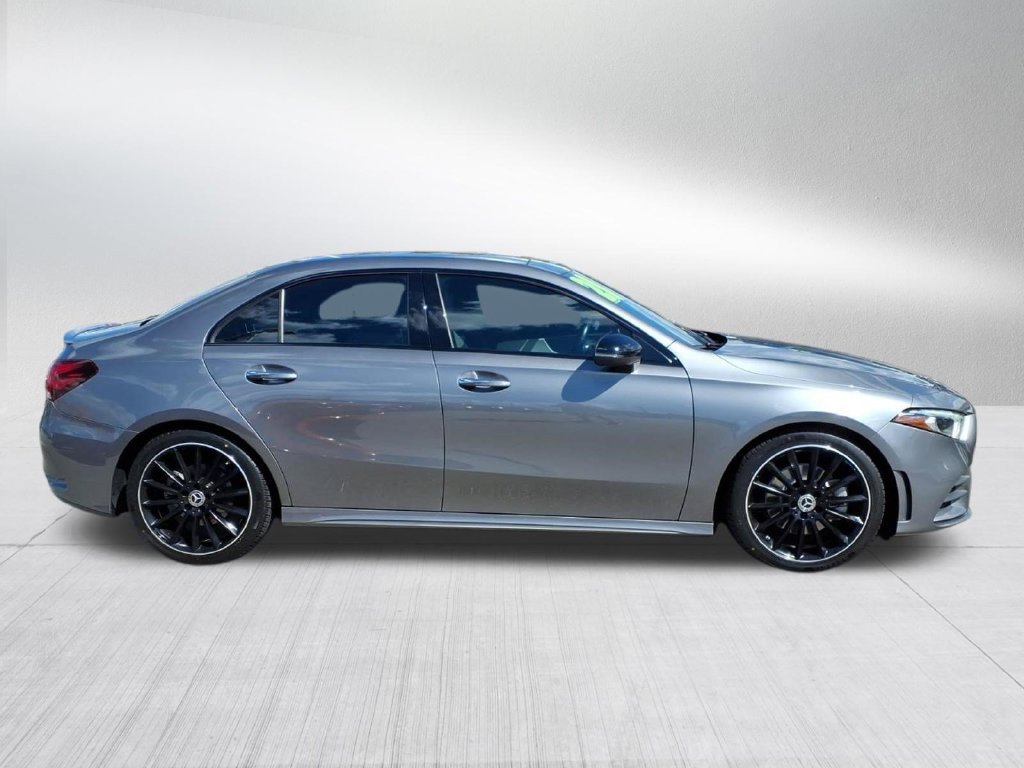 Used 2021 Mercedes-Benz A 220 image 3